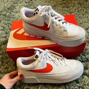 Nike Court Legacy Lift